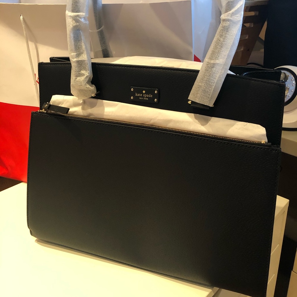 Katespade purse(never been used)